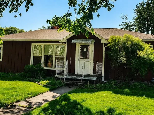 135 Salisbury St, Morenci, MI 49256