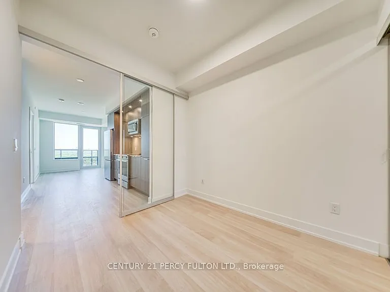 60 Central Park Dr #1802 — Photo 23