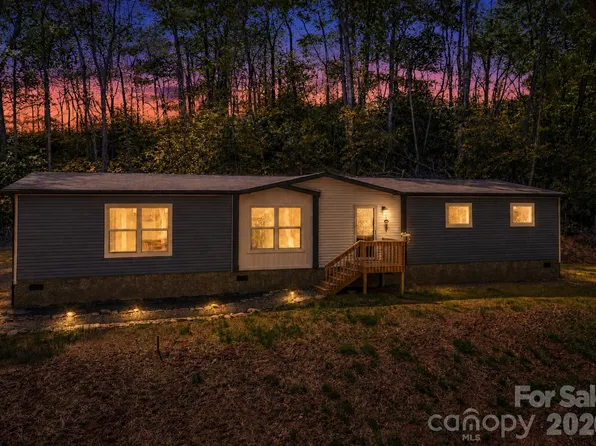 293 Spar Mill Rd, Burnsville, NC 28714