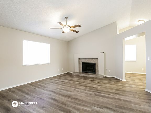 3rd image of 2225 Ambleside Ct