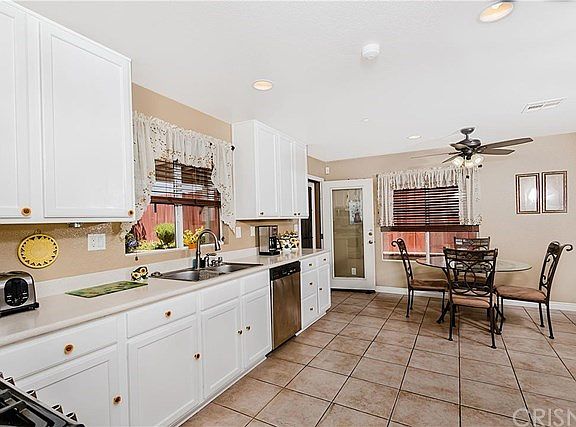 5th image of 13245 Alta Vista Way