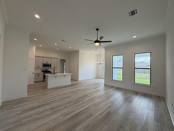 2nd image of 368 Stack Dr