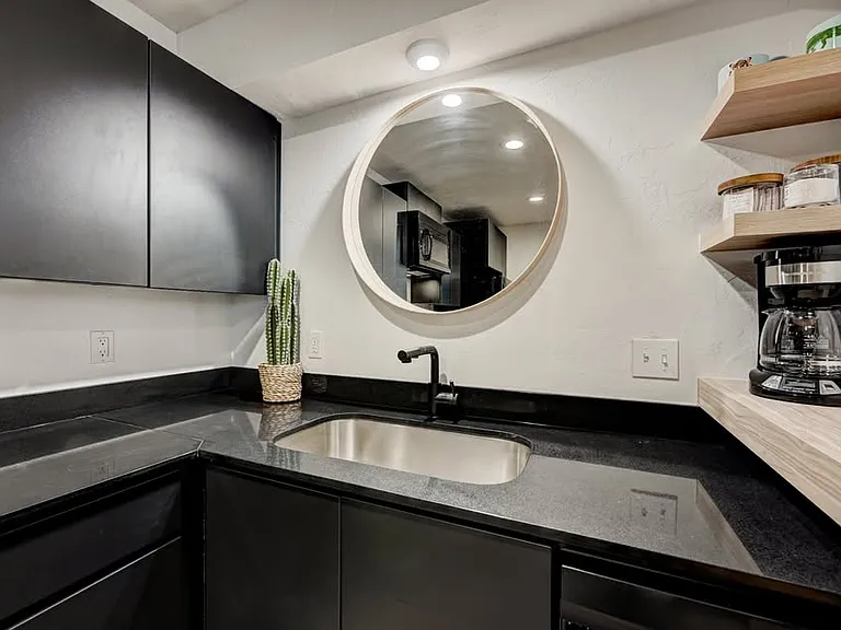 511 NW 29th St #3 — Photo 15
