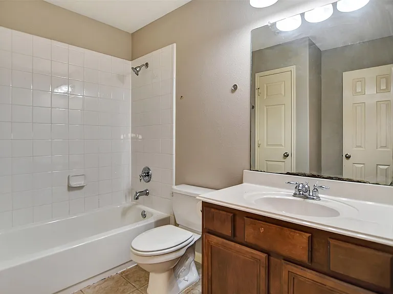 5410 Spring Oak Dr — Photo 39