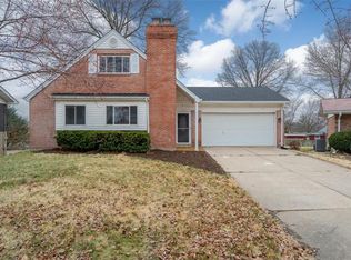 837 Hi Crest Dr, Saint Louis, MO