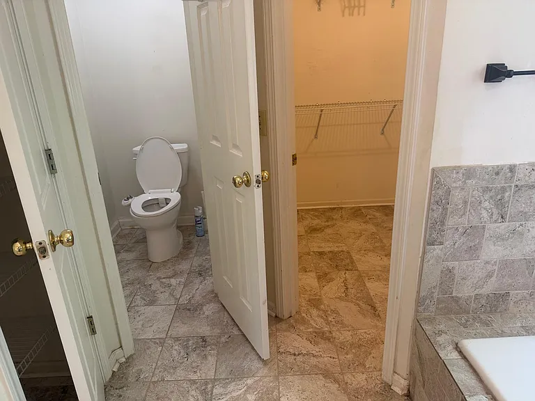 2401 Parkside Walk — Photo 2