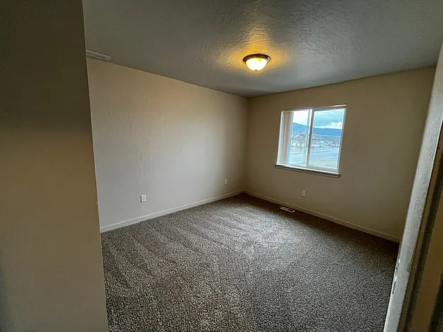 3285 N Fruitland Ln — Photo 7