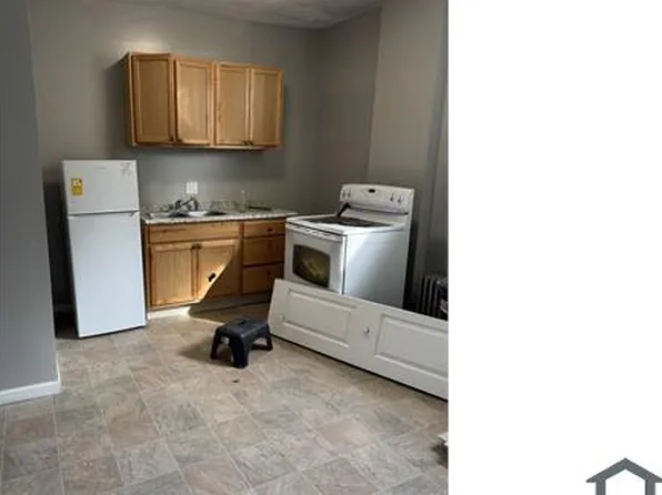 10403 Thrush Ave, Cleveland, OH 44111