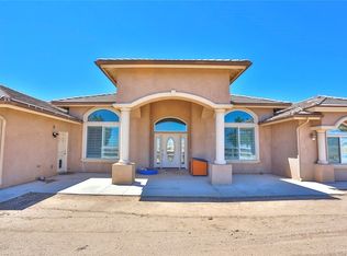 10785 Ranchero Rd, Oak Hills, CA 92344