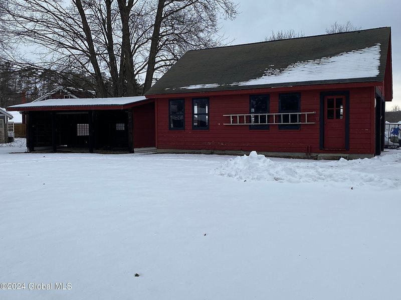 4th image of 5 N Quaker Street