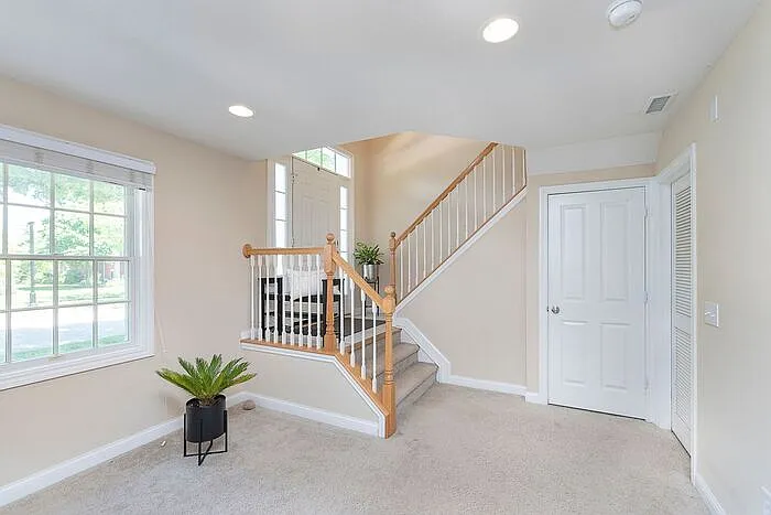 12940 Grenville St — Photo 3
