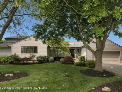 10 Mann Court, Monmouth Beach, NJ, 07750
