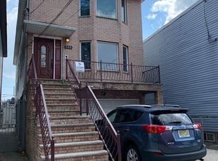 141 Van Winkle Ave #1, Jersey City, NJ 07306