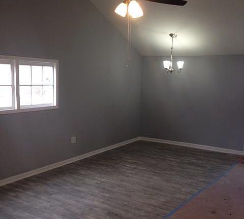 5th image of 9826 S Minnick Ave