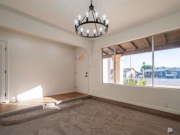5th image of 2228 W Pueblo St