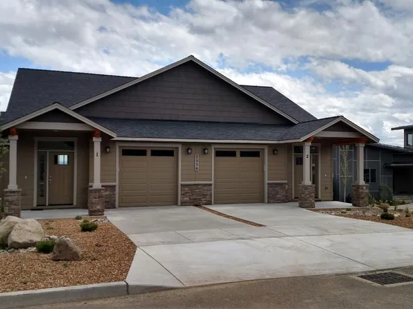 2556 NW Awbrey Point Cir, Bend, OR 97703