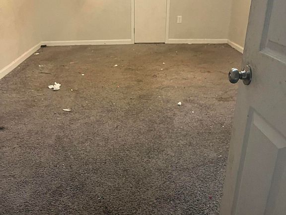 3rd image of 1105 Pechin Ave SE