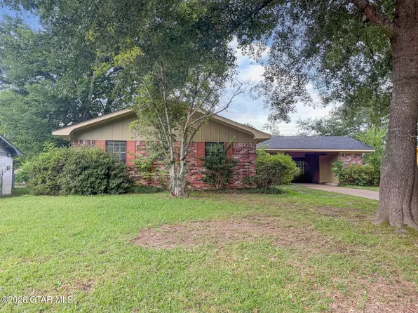 428 Springdale Dr, Columbus, MS 39702