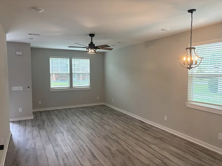 Living and dinette