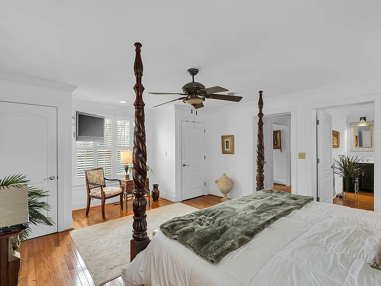 128 Rockwood Dr — Photo 18