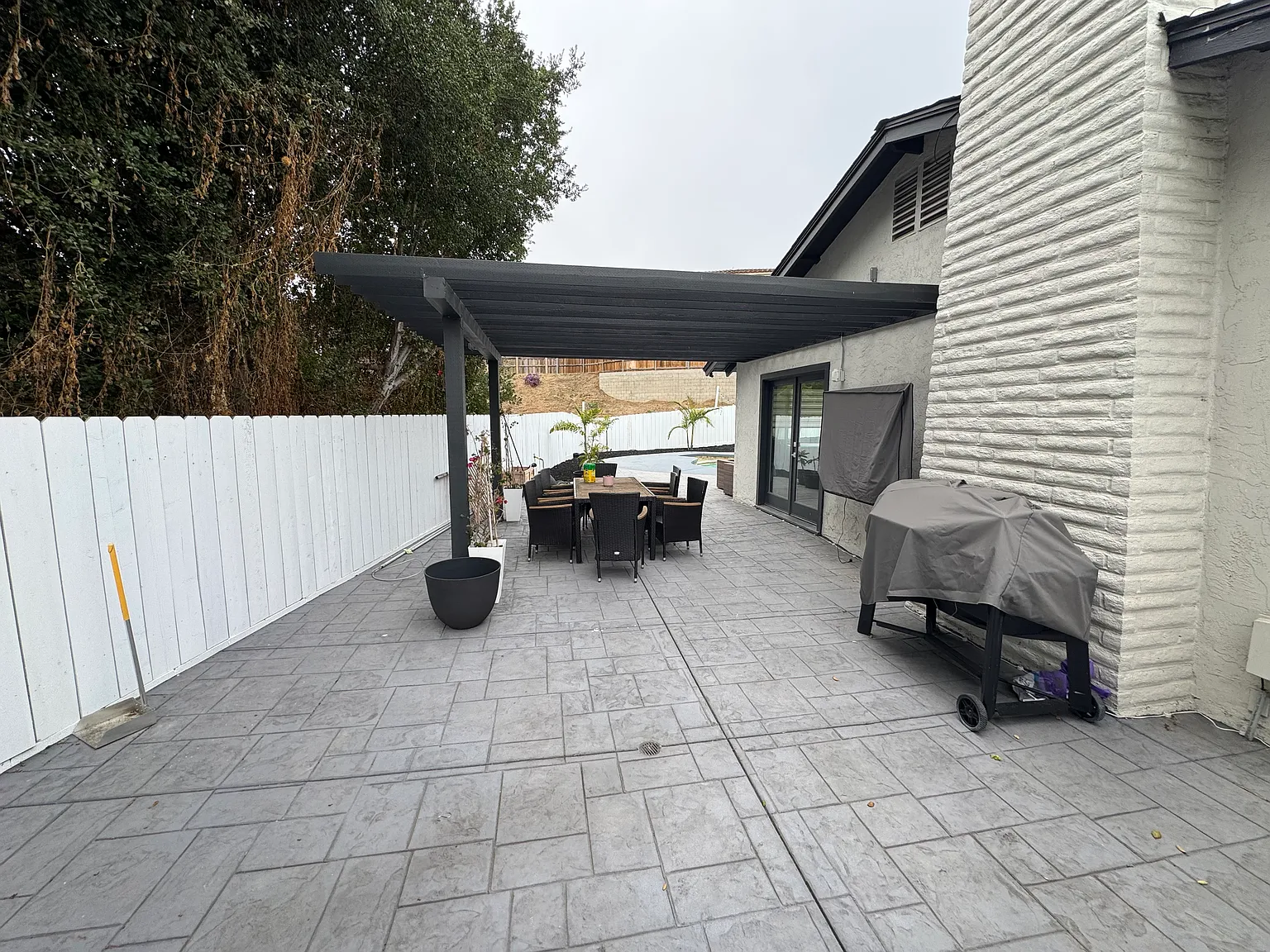 4 bed, 2310 sqft, $6,000 — Photo 4
