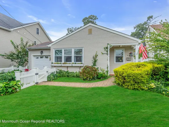 1215 Rue Avenue, Point Pleasant, NJ 08742