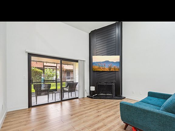 5th image of 2360 Sun Valley Cir Unit 2360