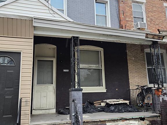 3rd image of 7033 Saybrook Ave