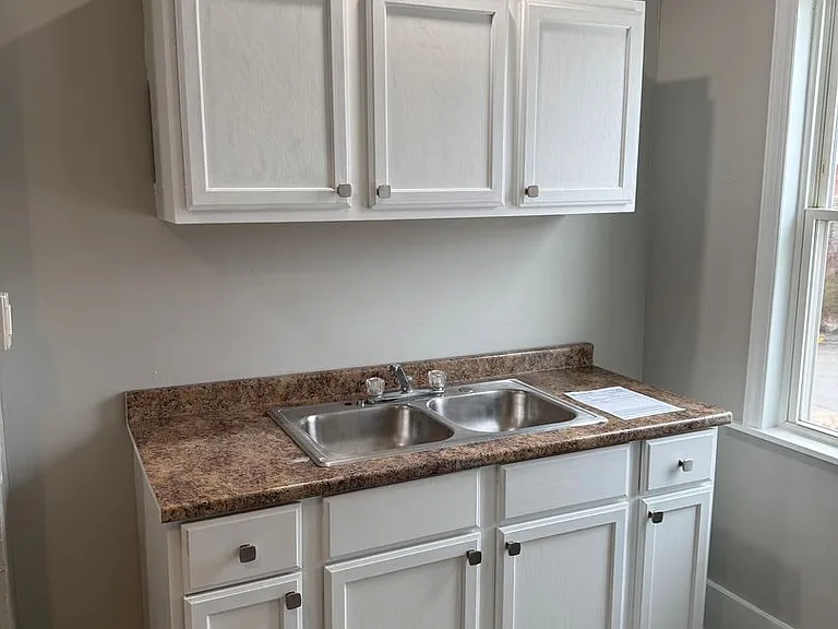1932 Lowrie St #3 — Photo 3