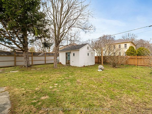 3rd image of 185 Saint David St