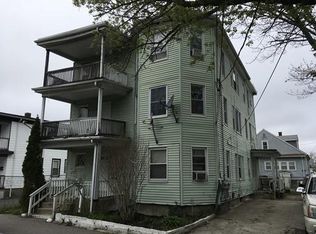 16 Saunders St, Brockton, MA 02302