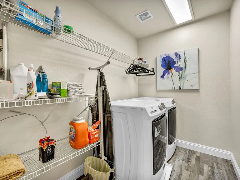 2199 Angel Ridge Dr — Photo 36