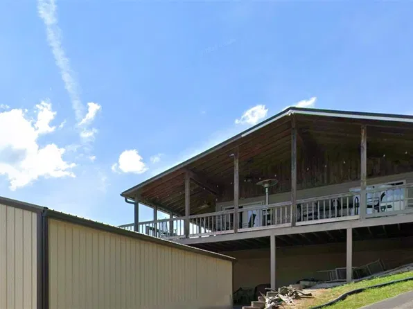 1 Crestview Dr, Clarkson, KY 42726