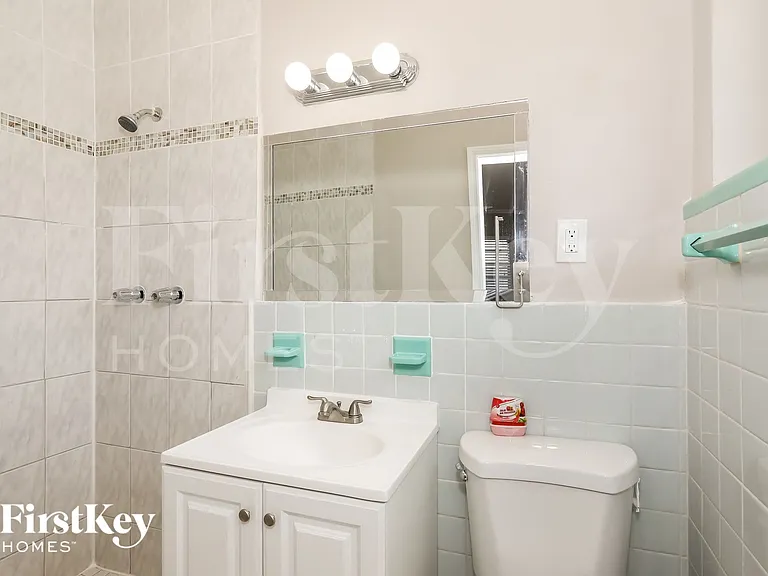 7000 SW 12th St — Photo 14