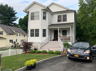 1 Lockwood Rd, Cortlandt Manor, NY 10567