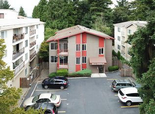 12044 15th Ave NE #103, Seattle, WA 98125