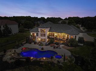 15348 Carter St, Overland Park, KS 66221