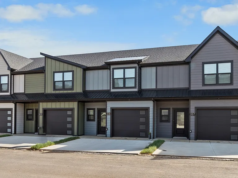 206 Jonathan Wade Cir #206 — Photo 2