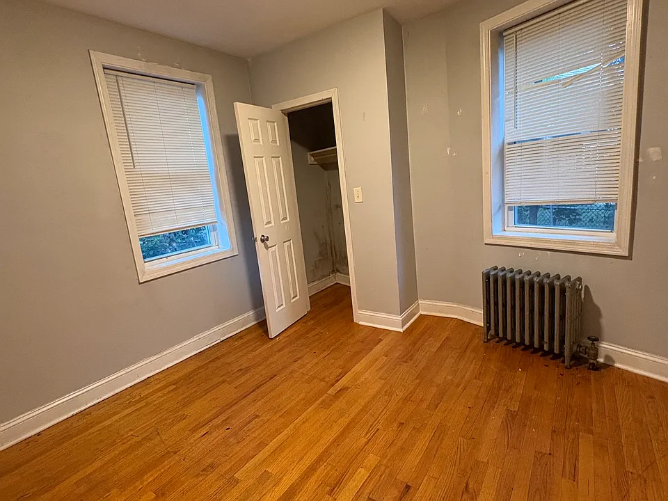 22 Warren St #7