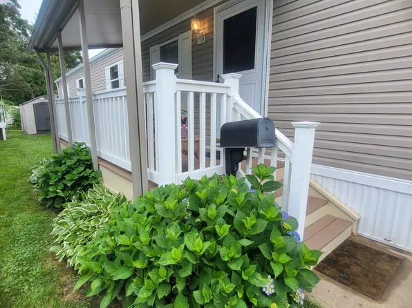 57 Shorehaven Road, Hazlet, NJ 07730