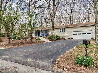 715 Twin Brook Ln, Coventry, RI 02816
