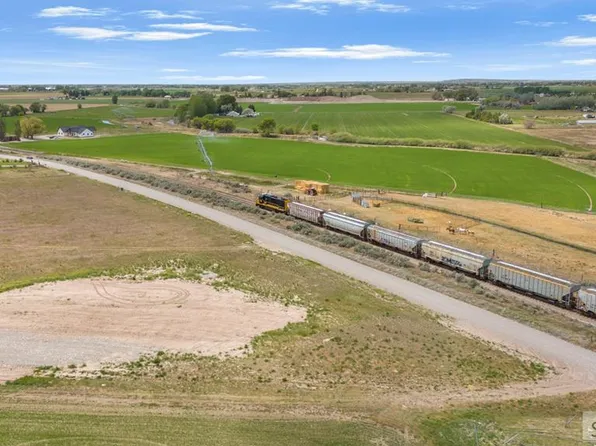 6480 E Foothill Rd, Idaho Falls, ID 83401