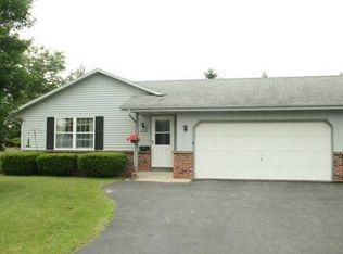 4008 Mackinac Dr, Janesville, WI 53546