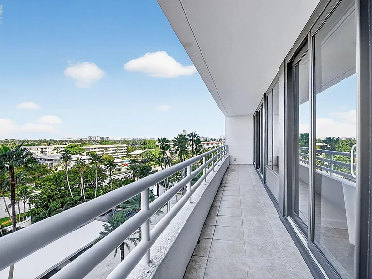 1500 S Ocean Blvd #704 — Photo 46