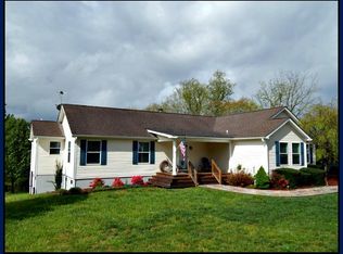 837 Angel Cove Rd, Franklin, NC 28734