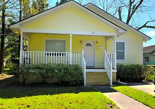 1810 Reynolds St Photo 1
