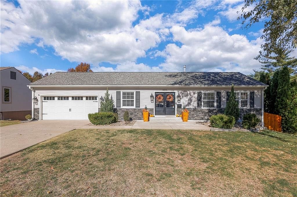 4314 W 54th Ter, Roeland Park, KS 66205 | Zillow
