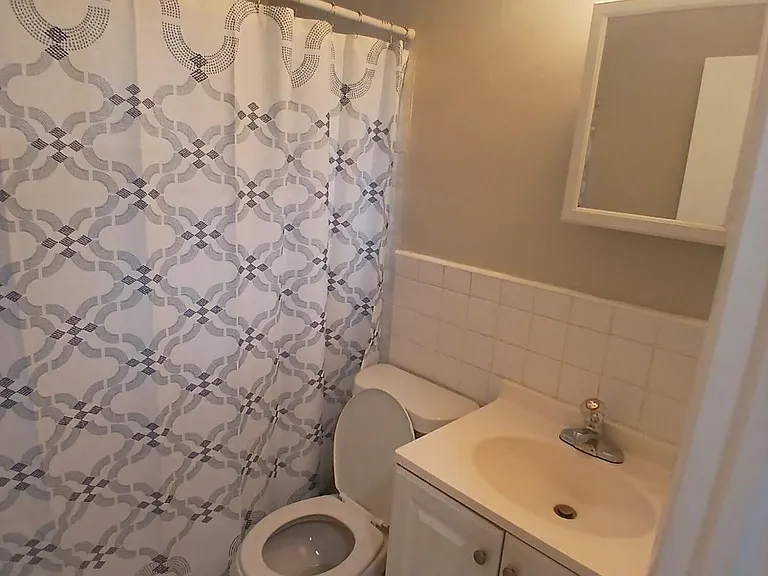 126 NW 8th Ave #1 — Photo 16