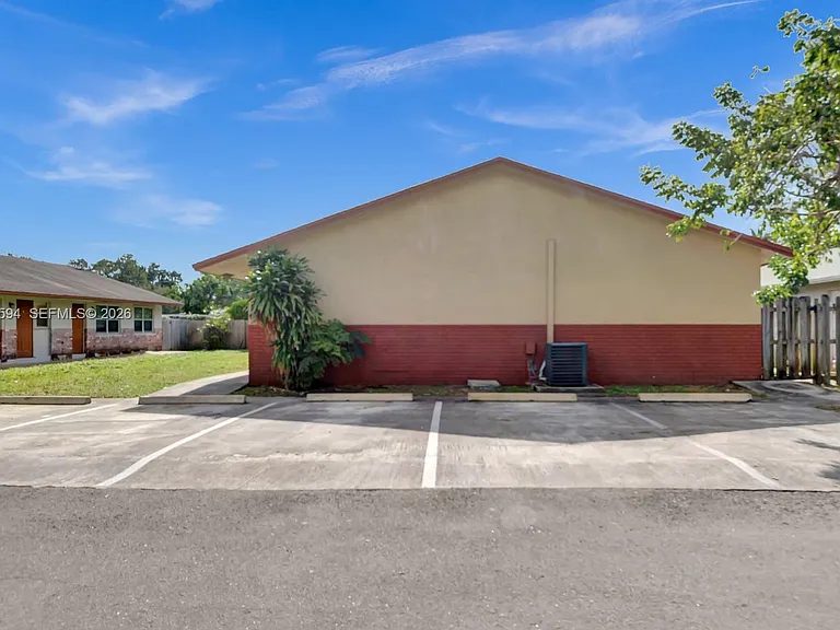 2610 Riverland Dr #A — Photo 21