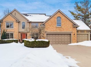 6327 Memorial Dr, Dublin, OH